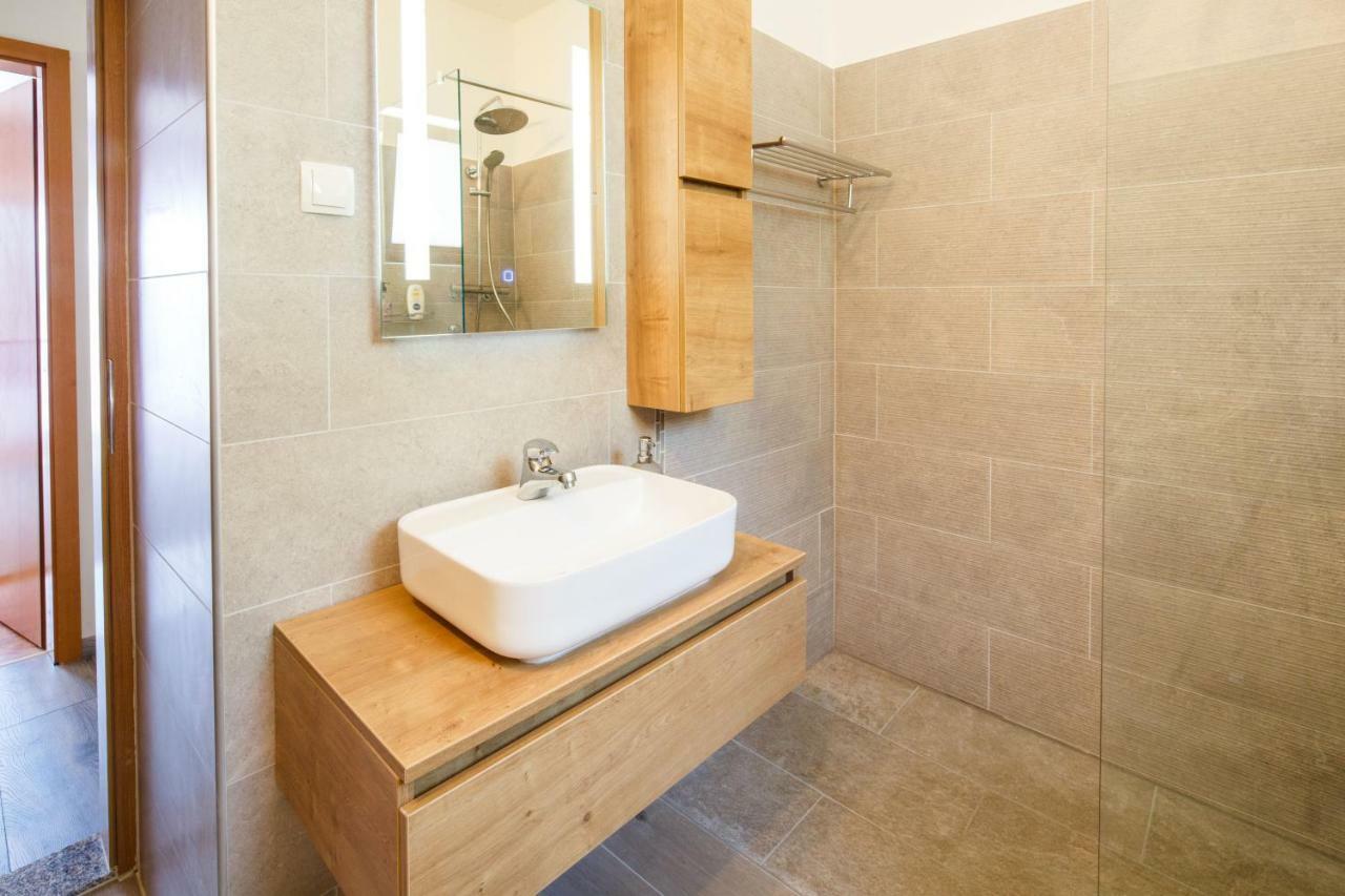 Apartman Vida Ičići Exteriör bild